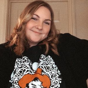 Meet your Posher, Cassi